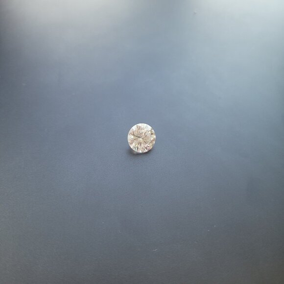 3carat moissanite stone - Picture 1 of 3